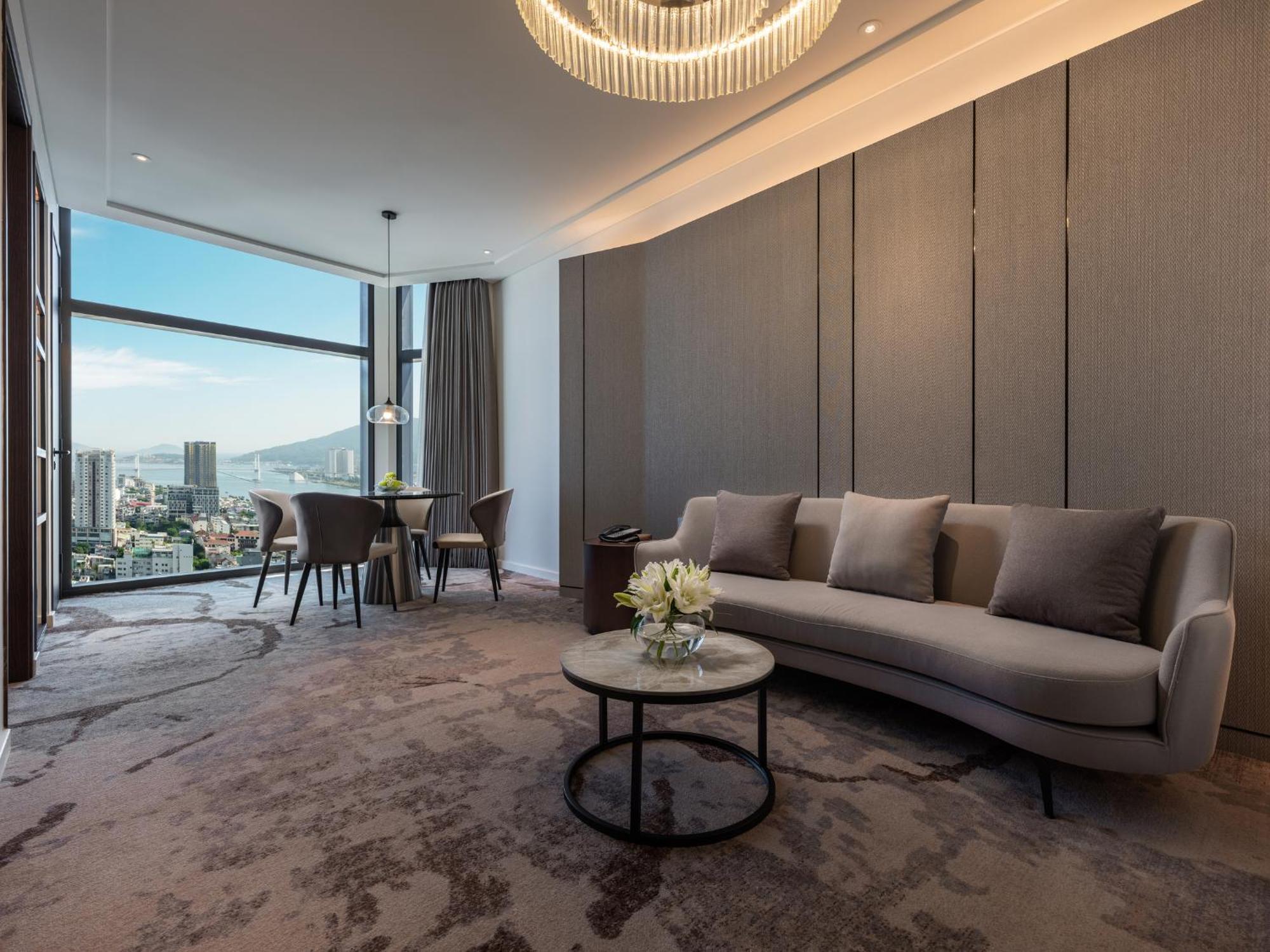 Crowne Plaza Danang City Centre By Ihg エクステリア 写真